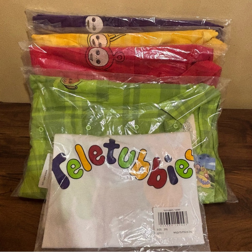 Cakeworthy Teletubbies Bundle - Size 2XL - 4 Flannels + Graphic Tee